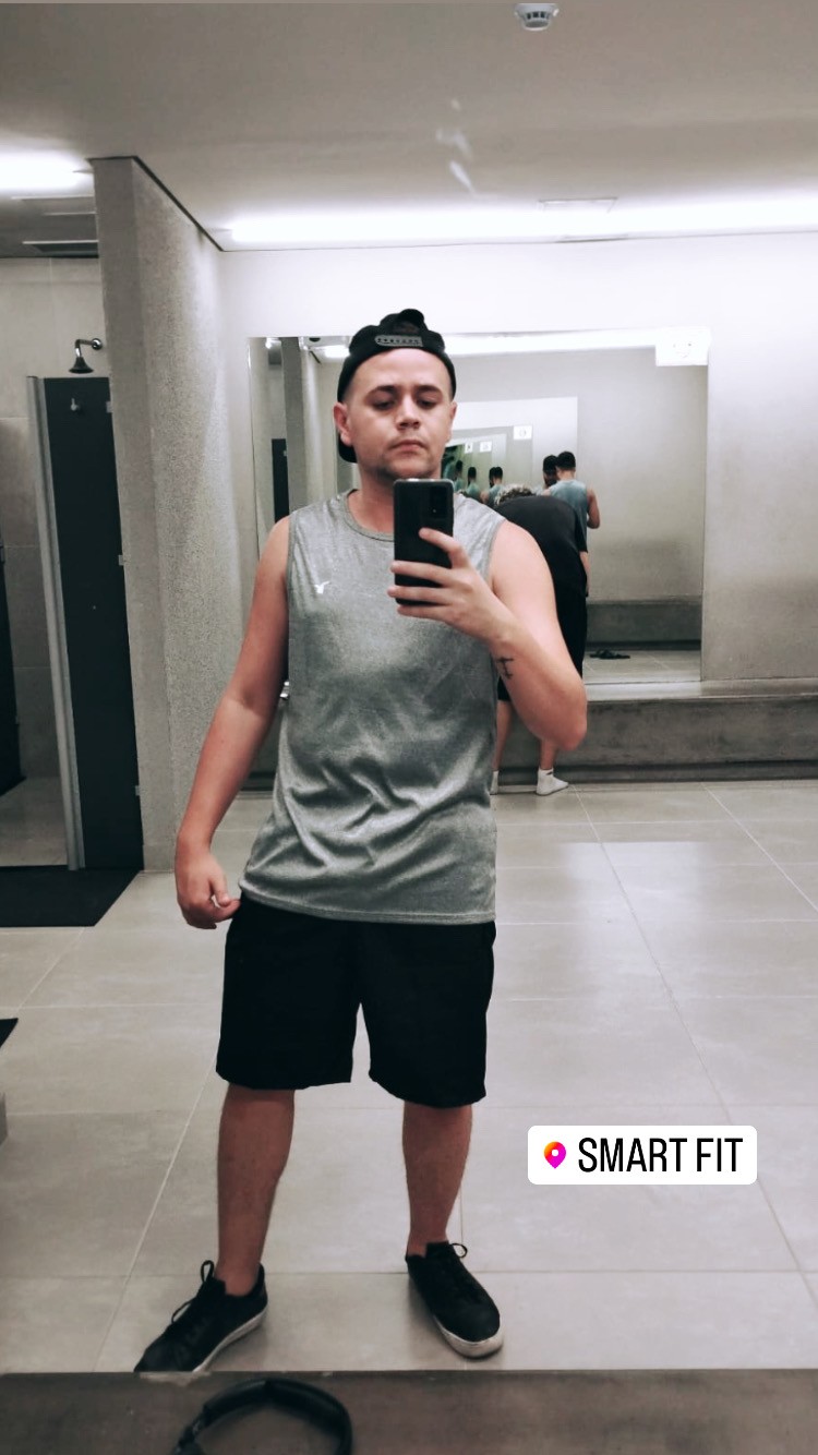 11675DE8-7D89-446B-AF0B-286F5C820098