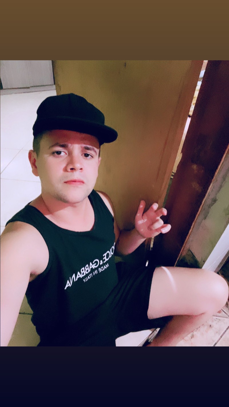 8A6058B6-BEF1-4D49-8FFB-F56A0E7431FB