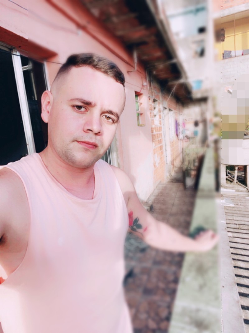 8D522B1D-D45C-4B58-84E2-FB8B89194EE6