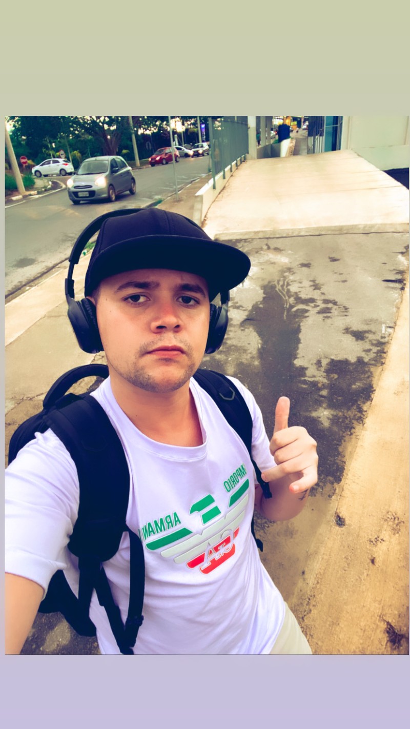 DE25E078-8456-4D4B-B83F-2C66D582C8B8