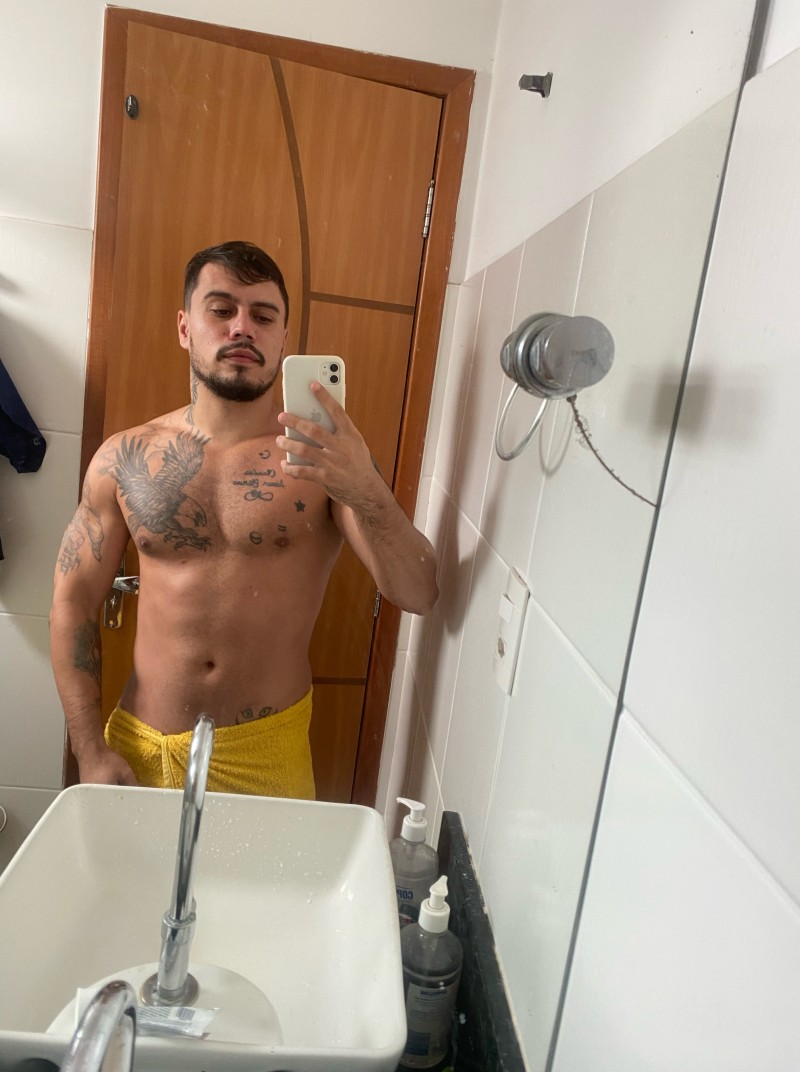 FCFAFB29-F54B-40A5-8A77-4486C1301FF1 FCFAFB29-F54B-40A5-8A77-4486C1301FF1