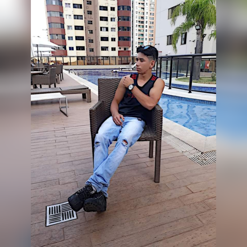 squarephotophotoeditorphotosquare202343175125403