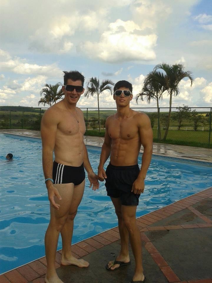 FD4DFBE6-0A3B-4D2F-B4B5-669656E3677A