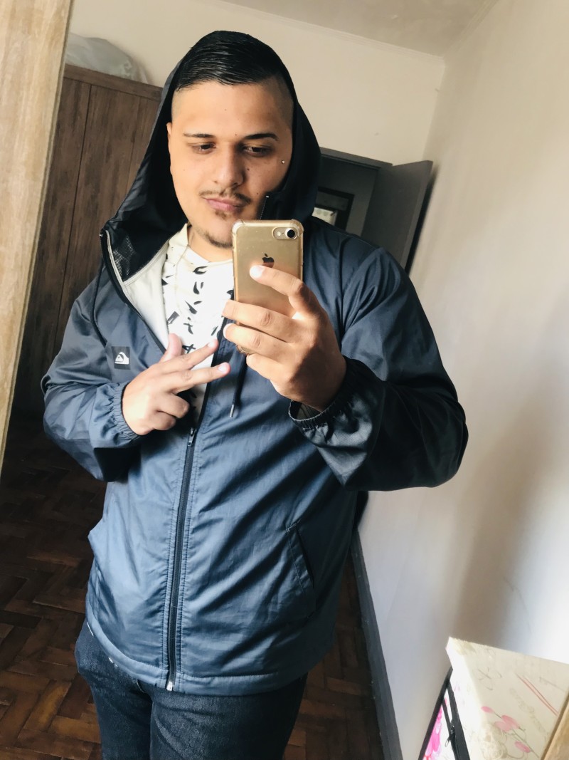 33505B36-2C07-4A4A-9B69-473DCF0B6D37