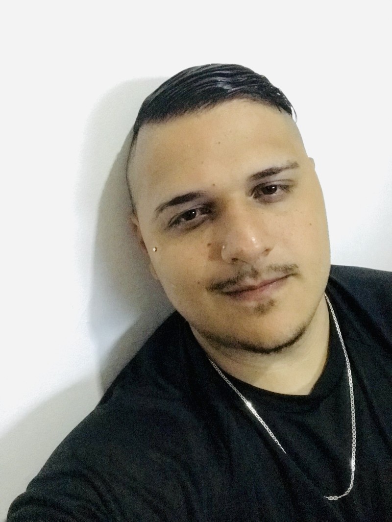 3EFF553F-A3A3-4B69-B88B-F4102D276E4F