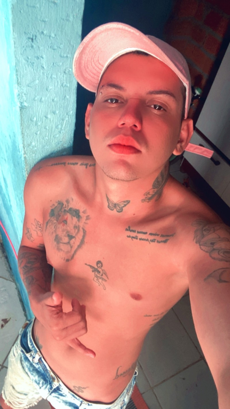 8A07916E-8513-45BC-B2F8-F6C004A22B97 8A07916E-8513-45BC-B2F8-F6C004A22B97