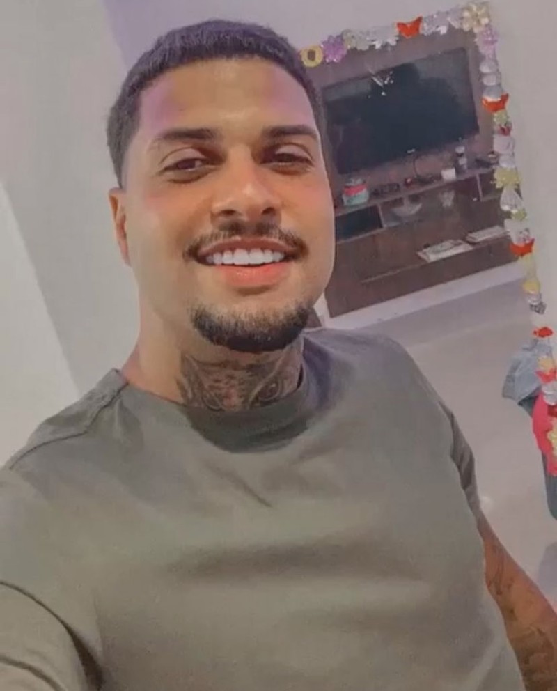 DCE59845-B589-4E11-A5D7-BBCCC3FC02A6 DCE59845-B589-4E11-A5D7-BBCCC3FC02A6