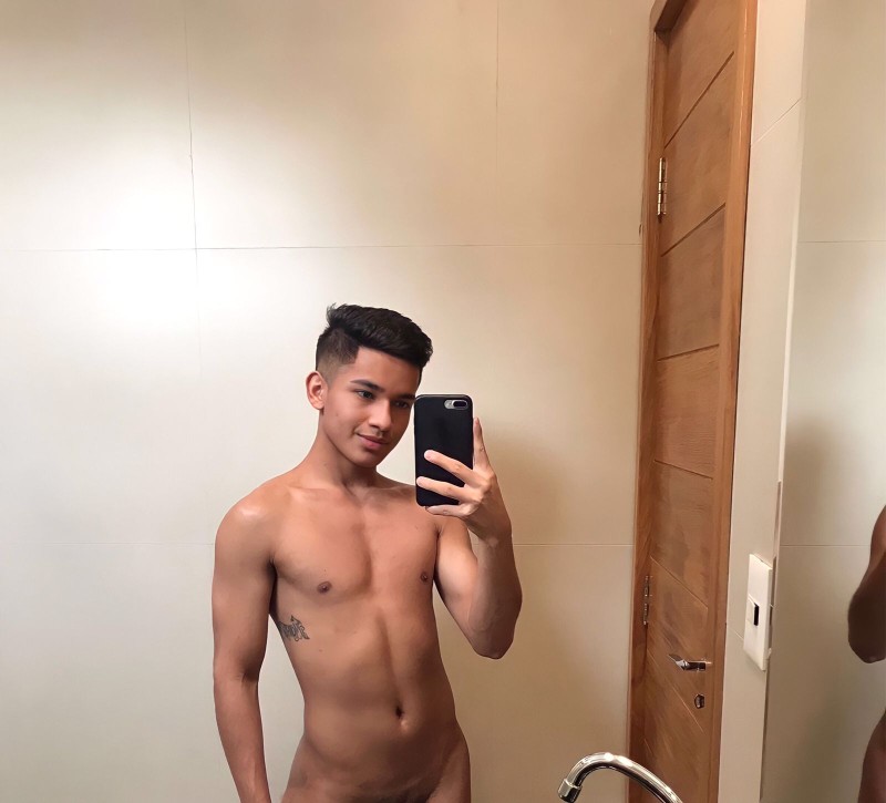 42EB4415-2F48-4831-9E72-39F6CF52D7B1 42EB4415-2F48-4831-9E72-39F6CF52D7B1