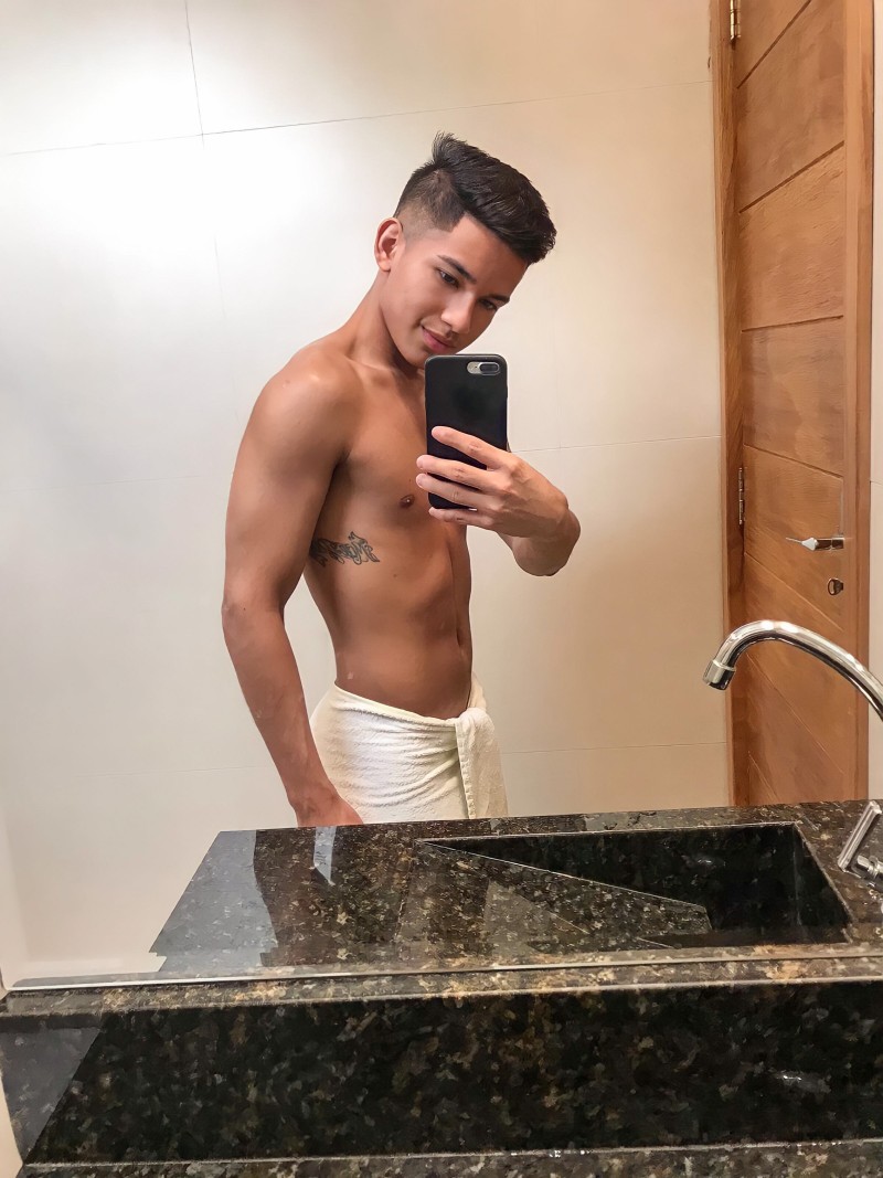 C3A628C7-7918-4339-A158-82DD8D3E3D14 C3A628C7-7918-4339-A158-82DD8D3E3D14