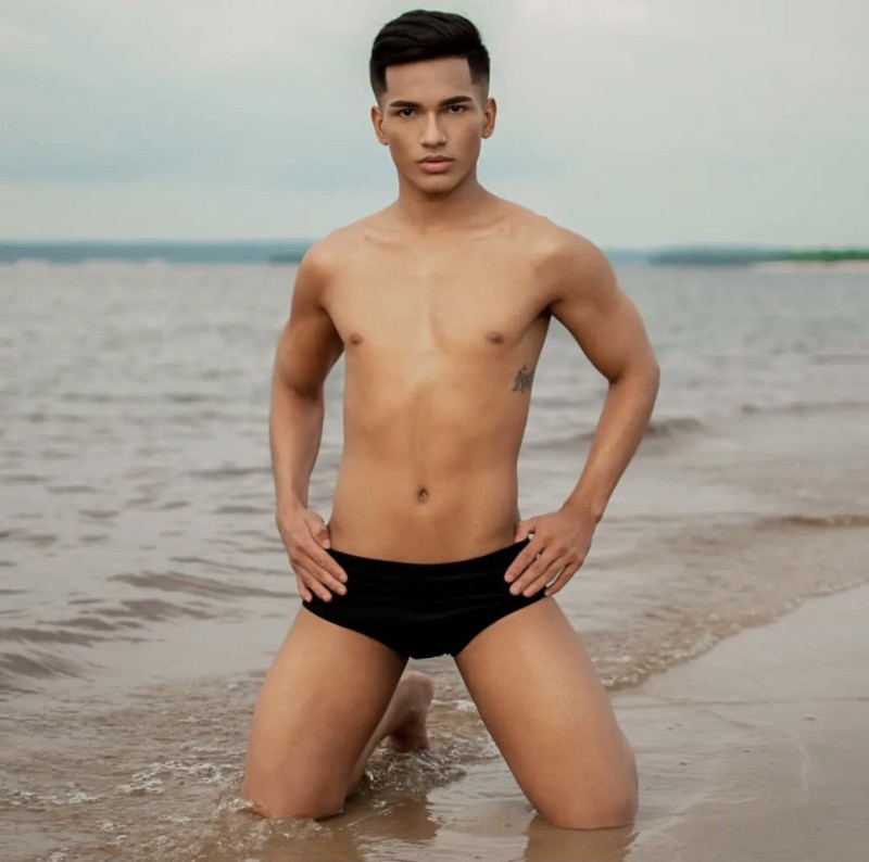 F015E257-F3D4-4696-8EA4-1324BACA4101 F015E257-F3D4-4696-8EA4-1324BACA4101