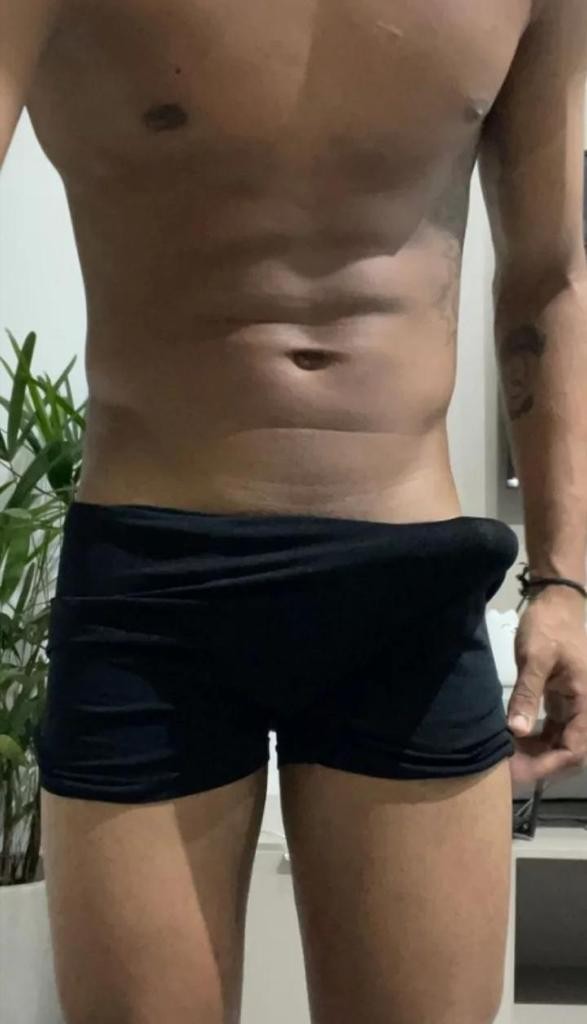 E6AA465B-20FC-42B6-9EE6-763E0F0A26F8 E6AA465B-20FC-42B6-9EE6-763E0F0A26F8