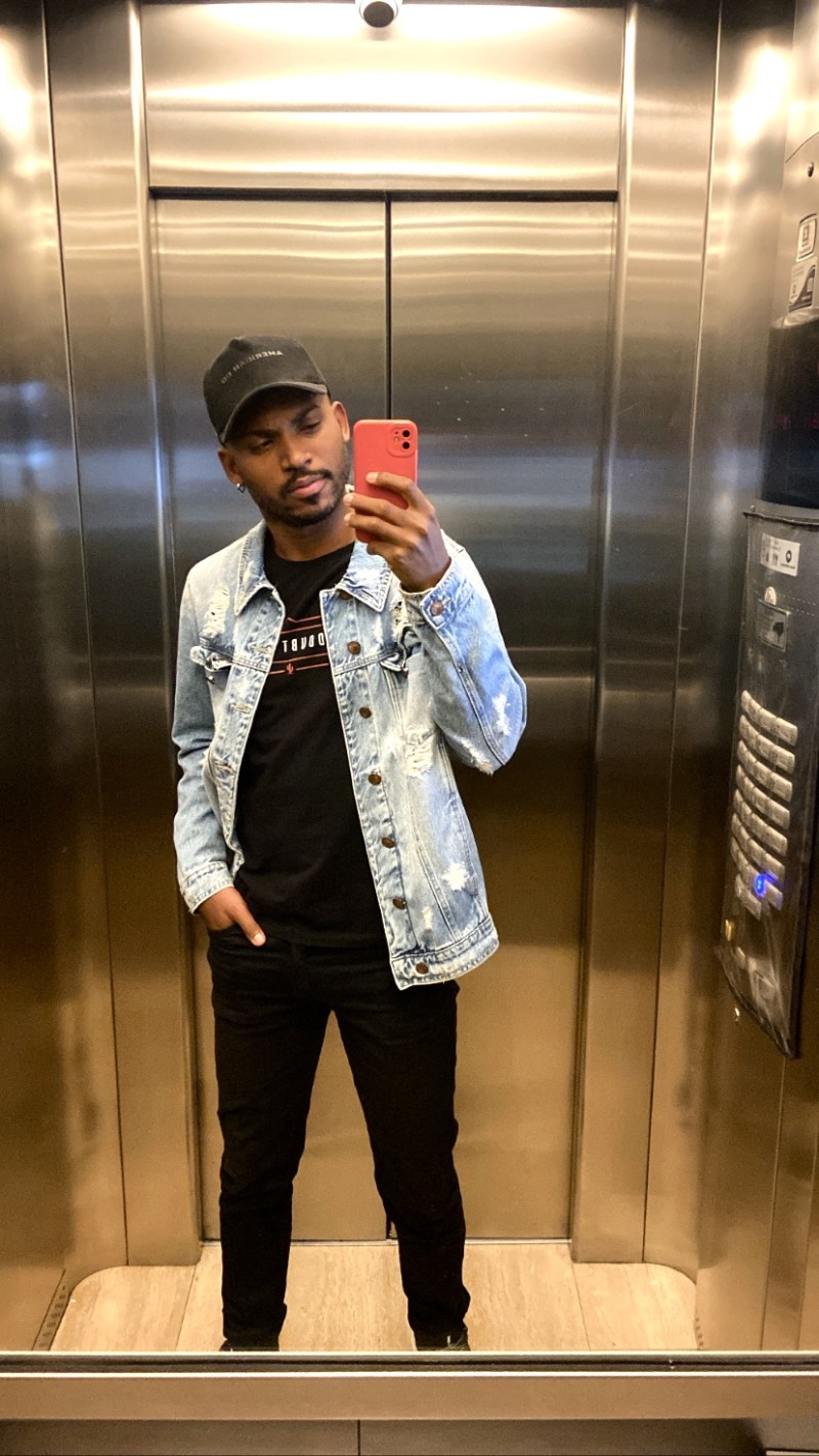 C6703083-1121-4940-A6C6-0D486E40A978 C6703083-1121-4940-A6C6-0D486E40A978