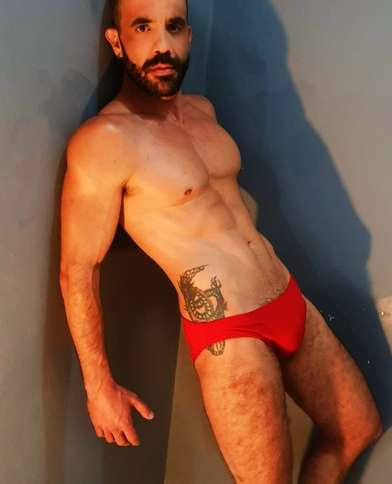 0b0ac1e2-4b8e-49d4-98d1-9bc4be2ae71d