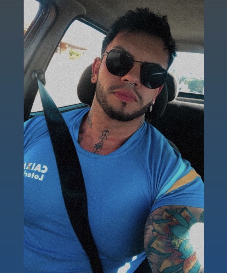 7739af7d-6a27-4850-849c-e05a38ccf20f 7739af7d-6a27-4850-849c-e05a38ccf20f