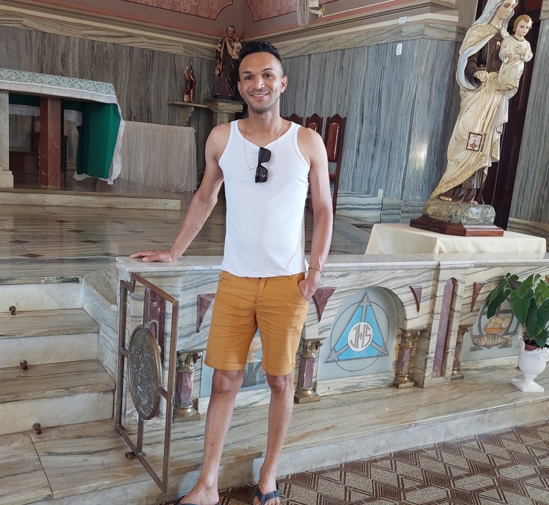 faceapp1636920280774