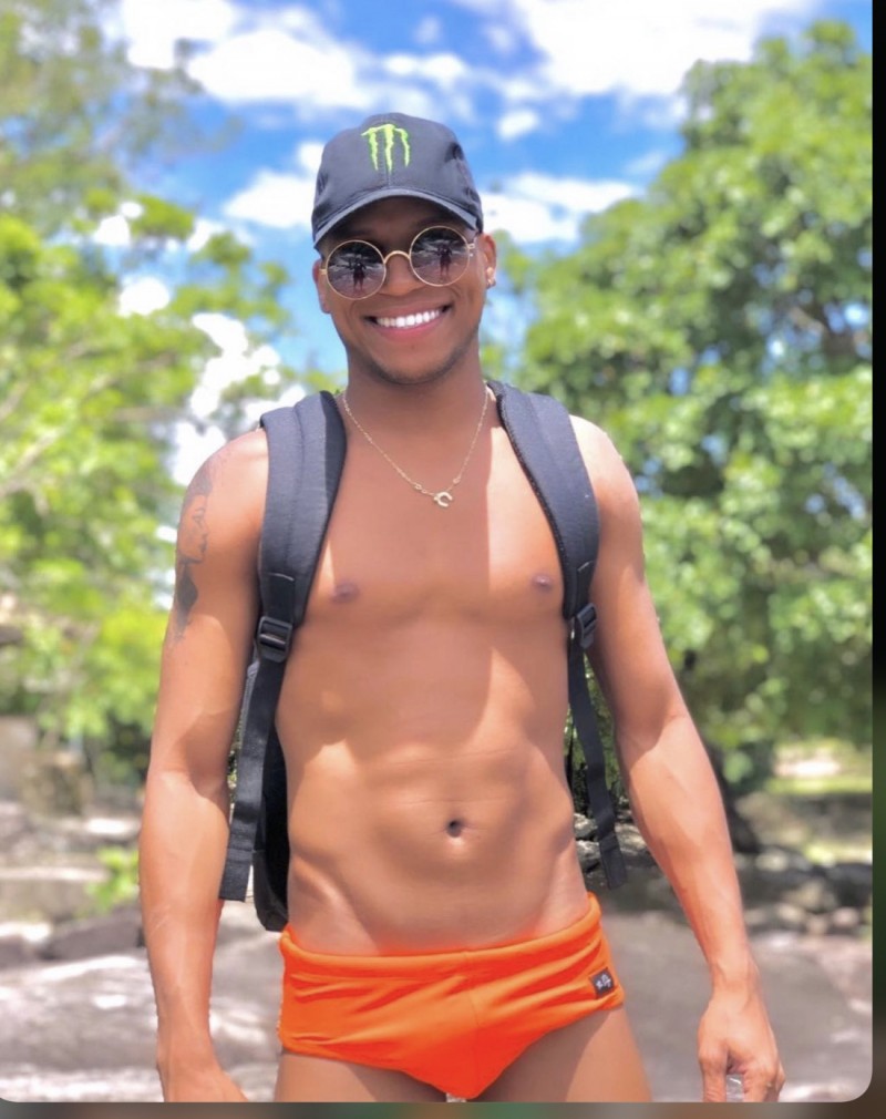 5c03c49b-6da3-4e93-916f-02348eaa94ed 5c03c49b-6da3-4e93-916f-02348eaa94ed