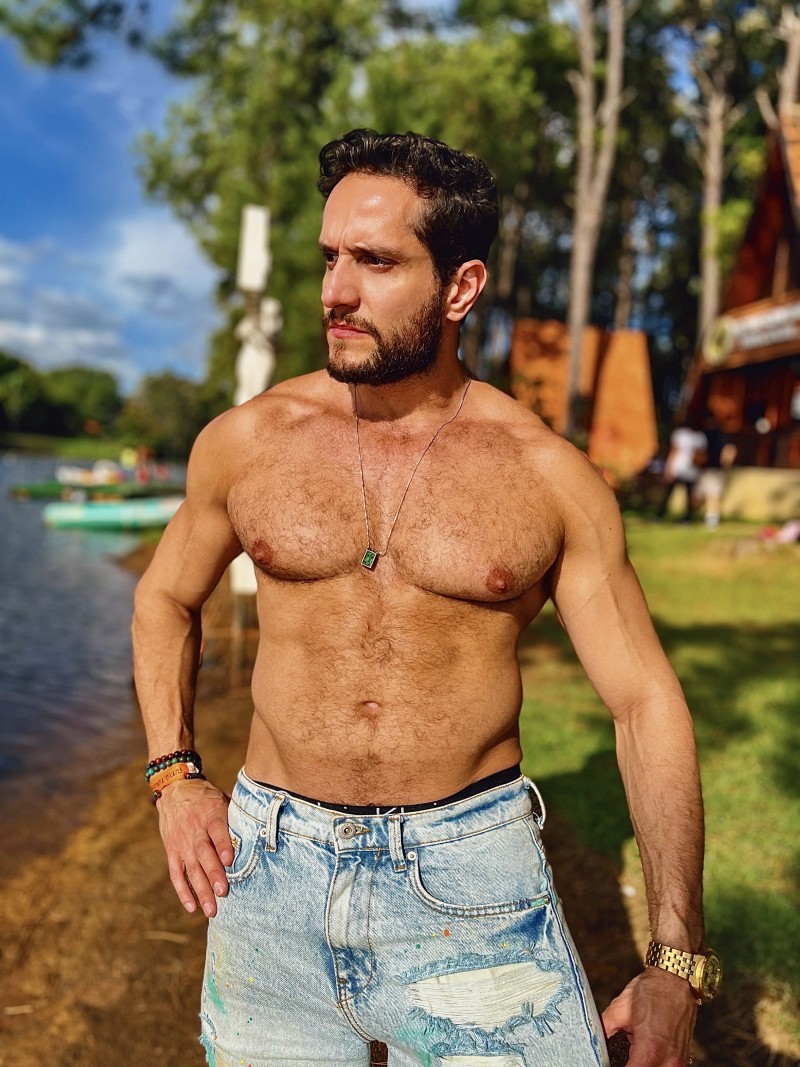 040dd3f2-6daa-48c7-b987-34e0833ec64d 040dd3f2-6daa-48c7-b987-34e0833ec64d