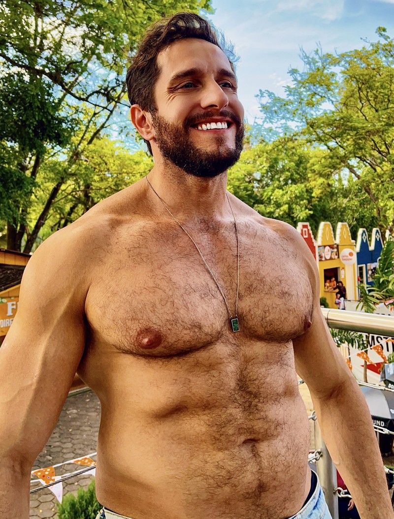 ef56c970-2aa8-46d0-9b94-e29e3c2db236 ef56c970-2aa8-46d0-9b94-e29e3c2db236