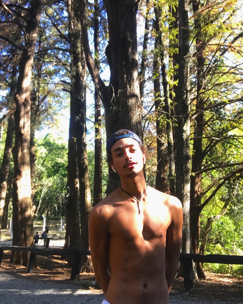 a676dc57-60d5-4c67-b85b-957f686240f0 a676dc57-60d5-4c67-b85b-957f686240f0