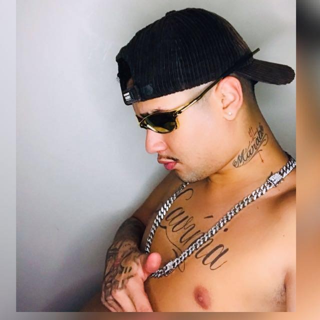 4a0eb56a-4499-4144-978f-4d88f704a2e7 4a0eb56a-4499-4144-978f-4d88f704a2e7