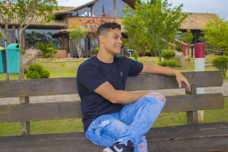 6f2a145e-a8eb-4904-88de-adc78a465fe6 6f2a145e-a8eb-4904-88de-adc78a465fe6