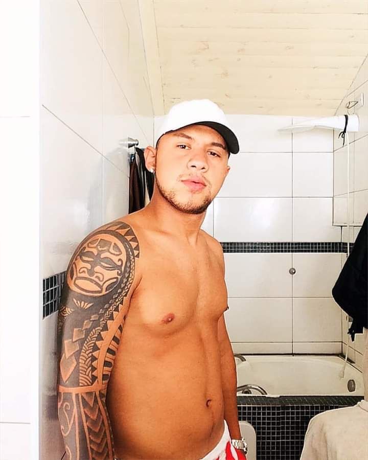 c73e00b9-802f-4fb1-8d67-7566e0b7646c