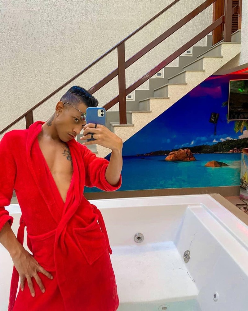 f36451f2-aadc-4396-8e1f-e70abec02e81