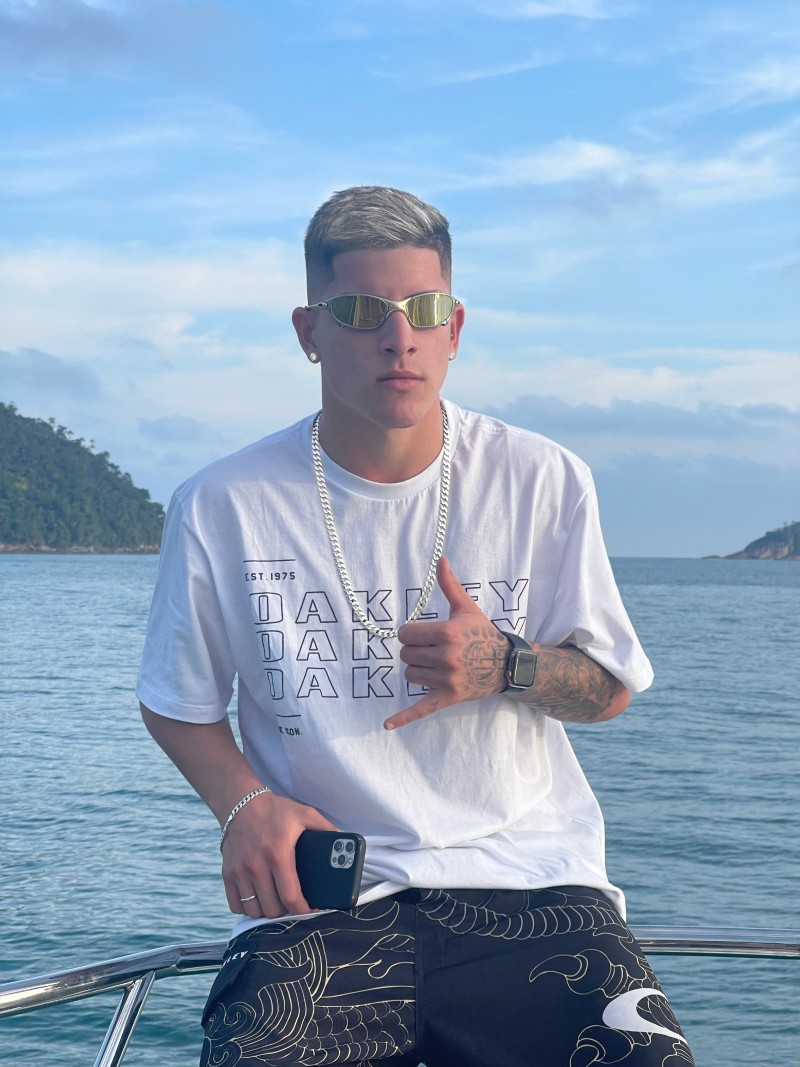 da022963-6973-4c9b-8292-984d822f9282 da022963-6973-4c9b-8292-984d822f9282