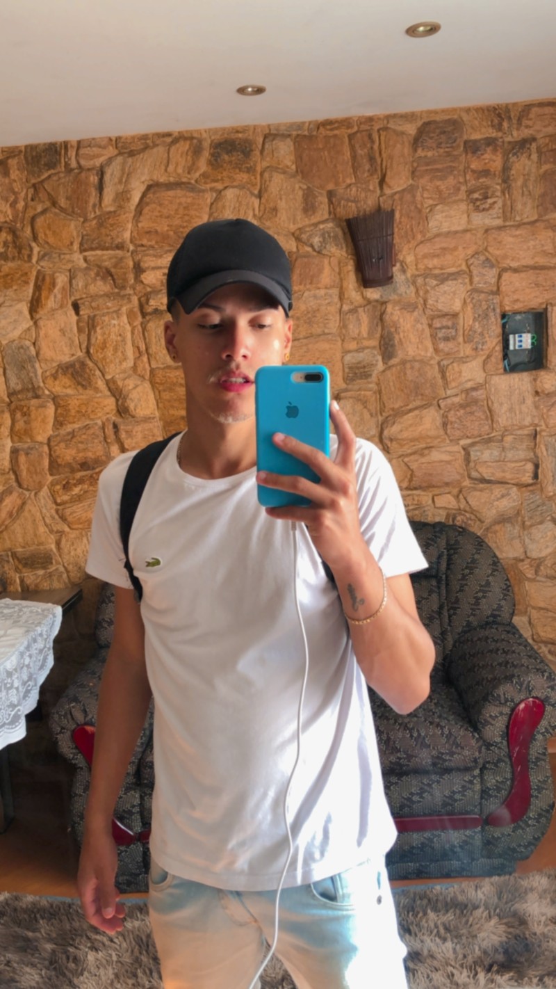 1f877668-7313-42ce-9716-e89950abaa15 1f877668-7313-42ce-9716-e89950abaa15