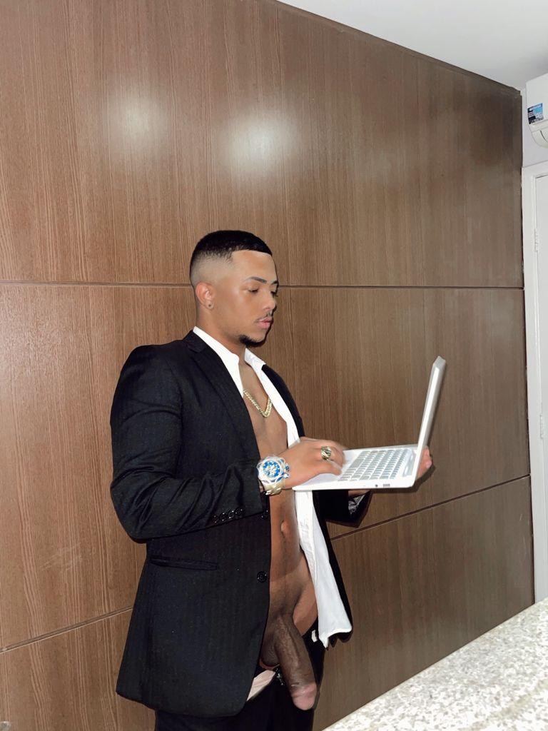 ed6d8fa1-0204-43e9-a935-258d6eff2d62