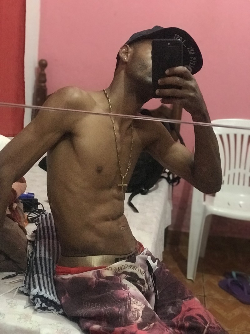 0a32c328-e5b1-4f1a-b879-6feb35ddd7dd