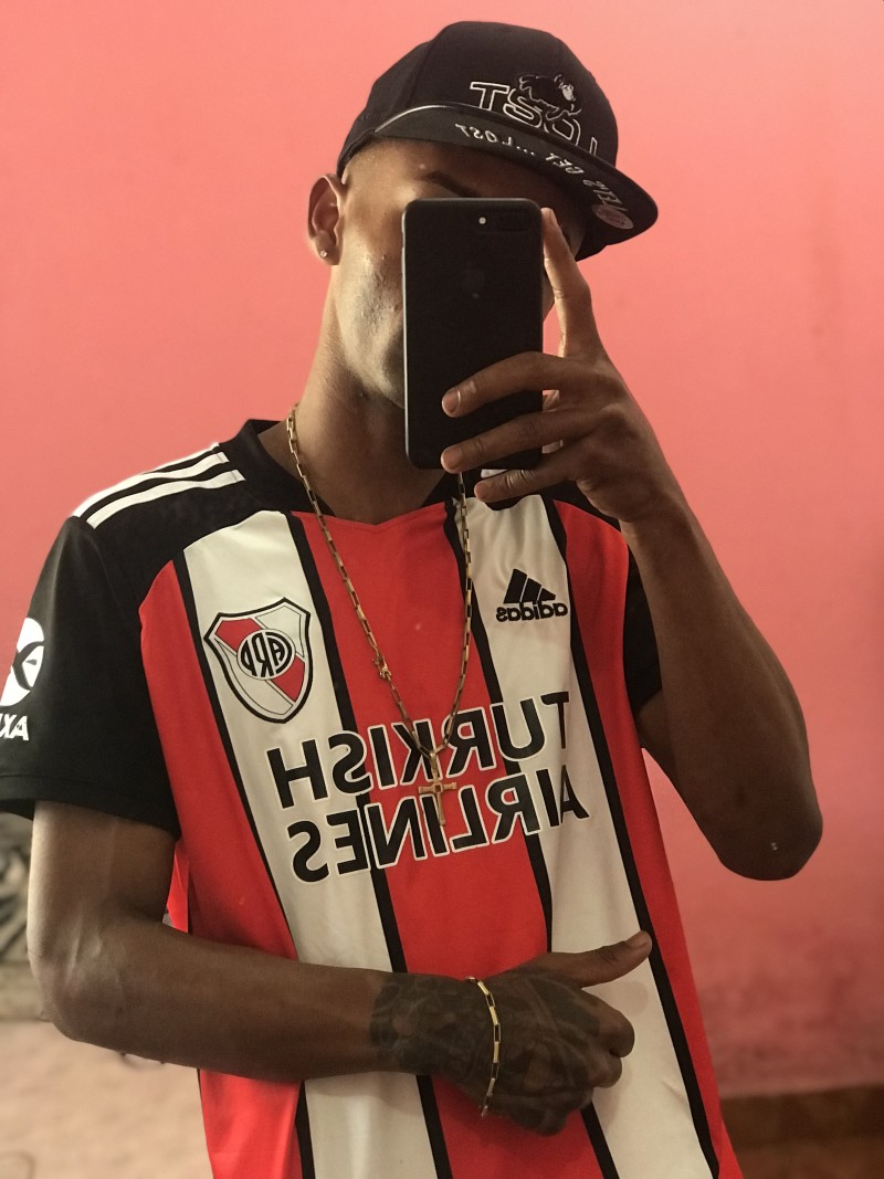 25f9996c-5359-4207-abe5-31d3ad9e55c3