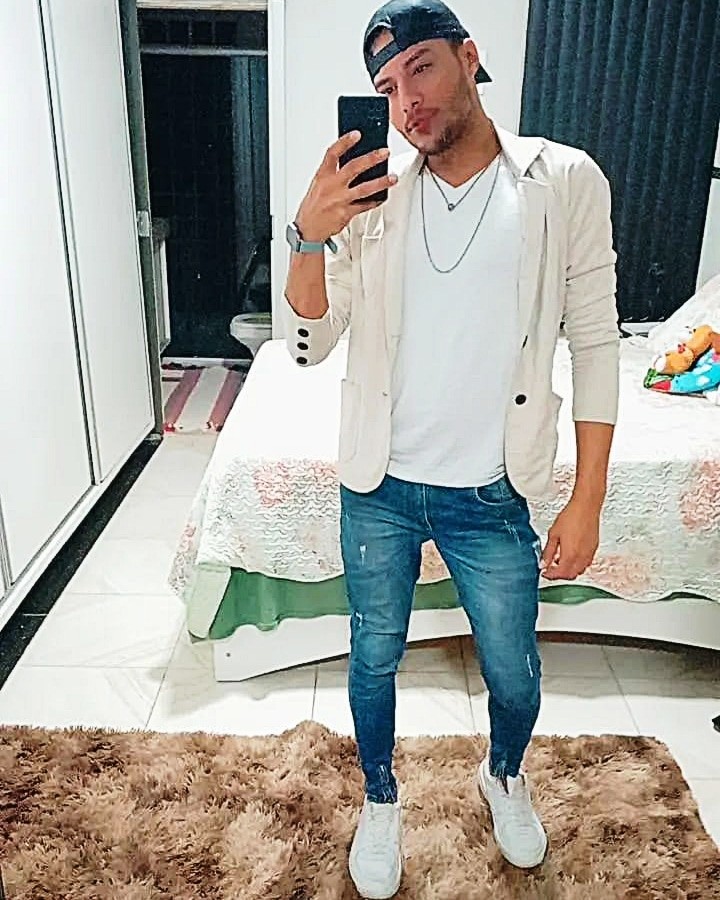 cceb525a-956a-40f4-a9de-83c28d27638f cceb525a-956a-40f4-a9de-83c28d27638f