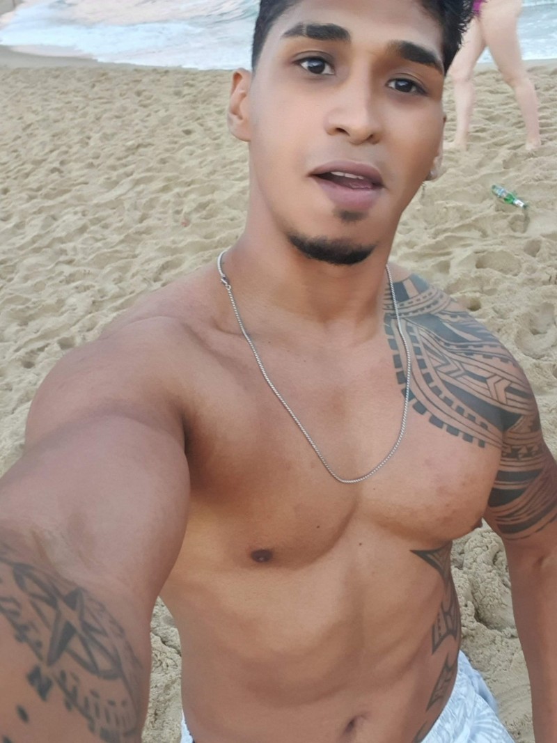 faceapp1640737898771 faceapp1640737898771