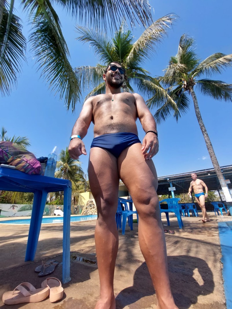 1E8F48AD-FE20-4F1B-953B-6F018B61103F