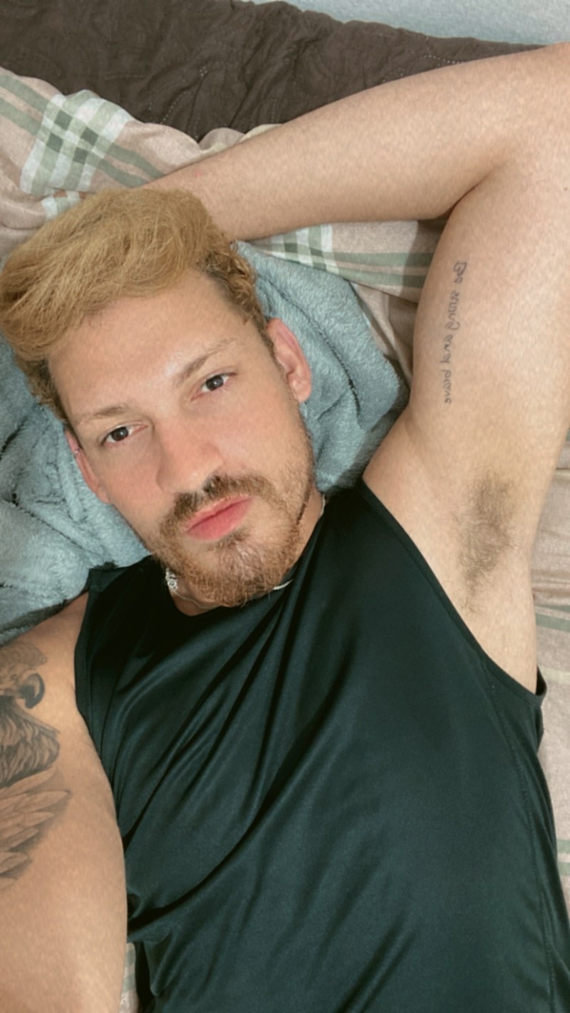 7726EC72-CB68-4B46-8FA2-459C951654A4