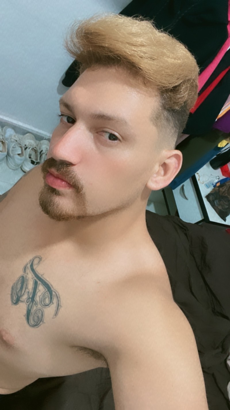 BF4CE7A3-FBE8-4ACE-83FF-01FAE0704356