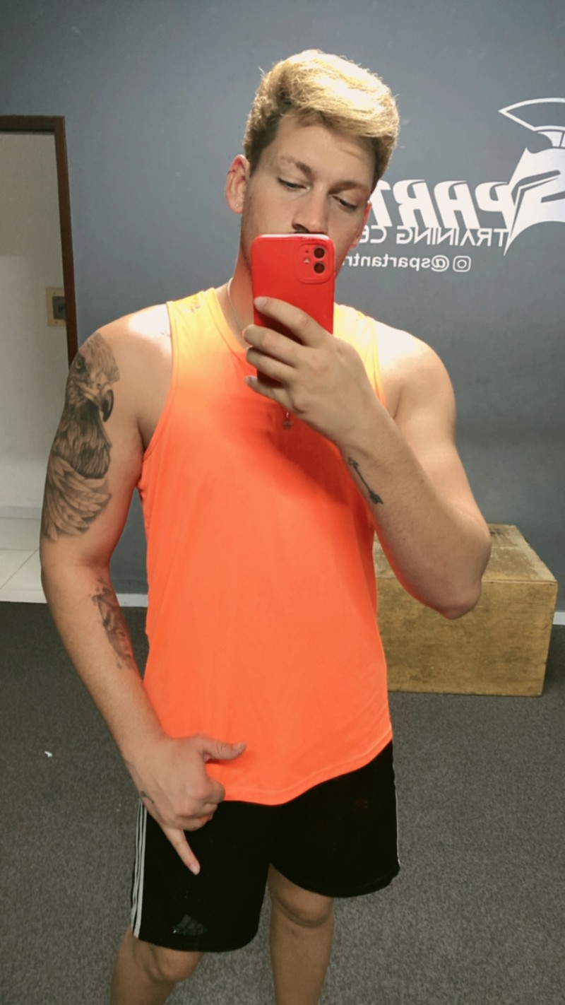 CDB78A29-3528-4BA4-816F-069B74580940