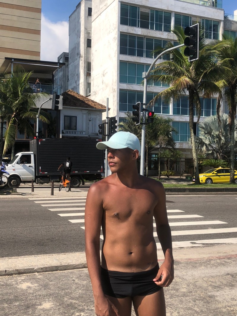 AE05ACDC-1912-4D7F-8047-F923829A442D AE05ACDC-1912-4D7F-8047-F923829A442D