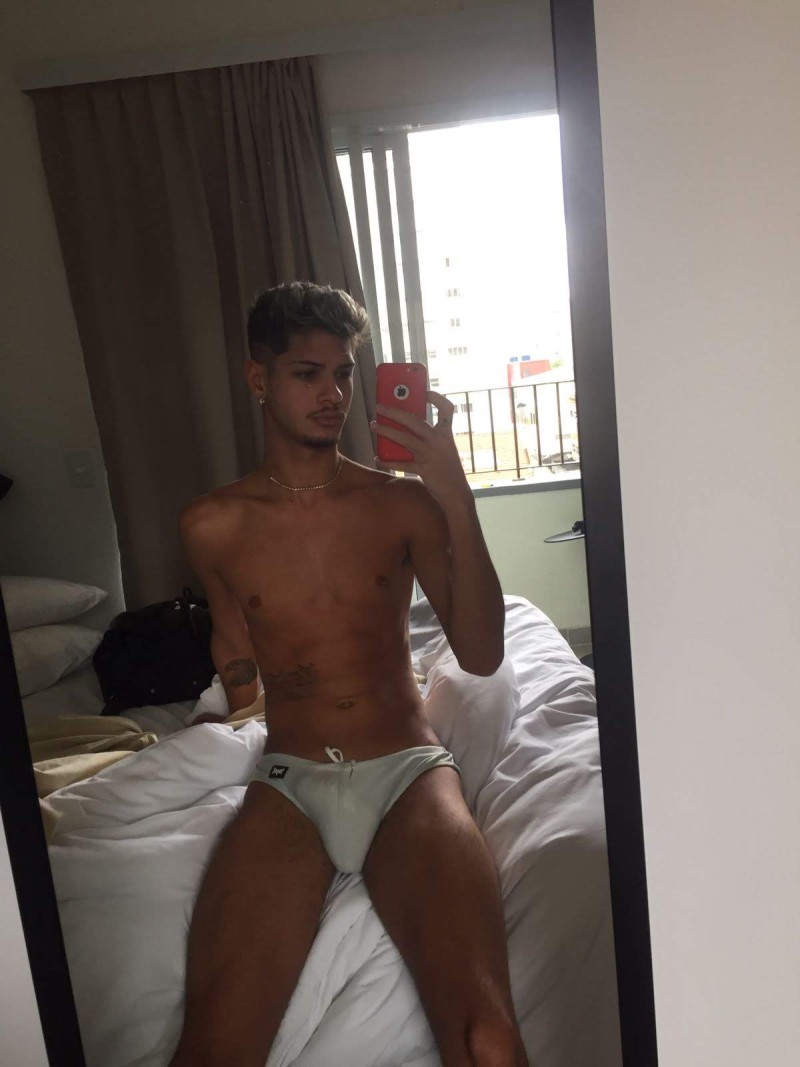 DC5CFCEB-407D-4B09-A431-598E20FF2448 DC5CFCEB-407D-4B09-A431-598E20FF2448