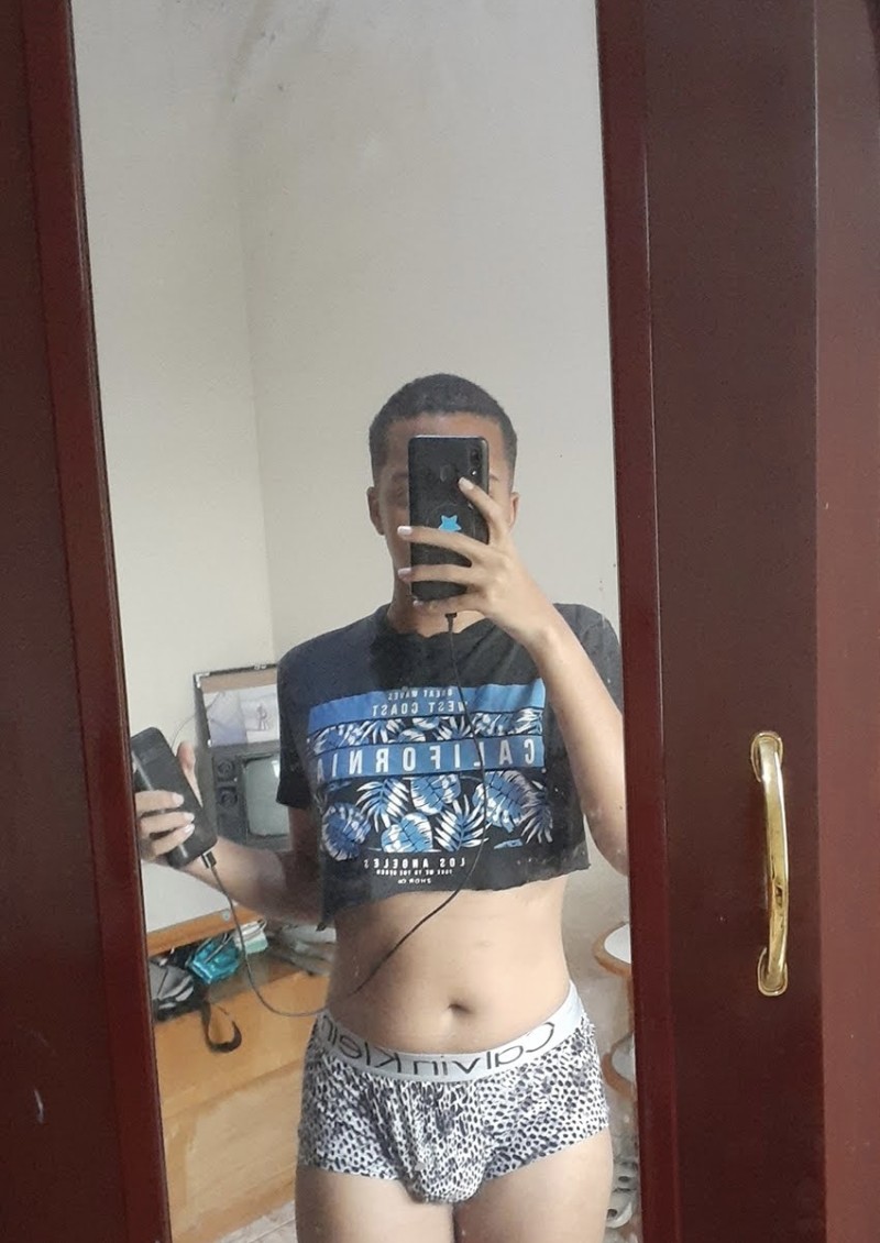 252ECD6E-DD0D-42B1-8311-EC53116DDE79 252ECD6E-DD0D-42B1-8311-EC53116DDE79