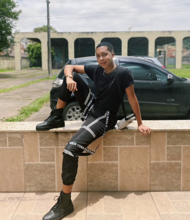 99F12874-E7C5-4A91-BF2F-BA47D7B3184C 99F12874-E7C5-4A91-BF2F-BA47D7B3184C