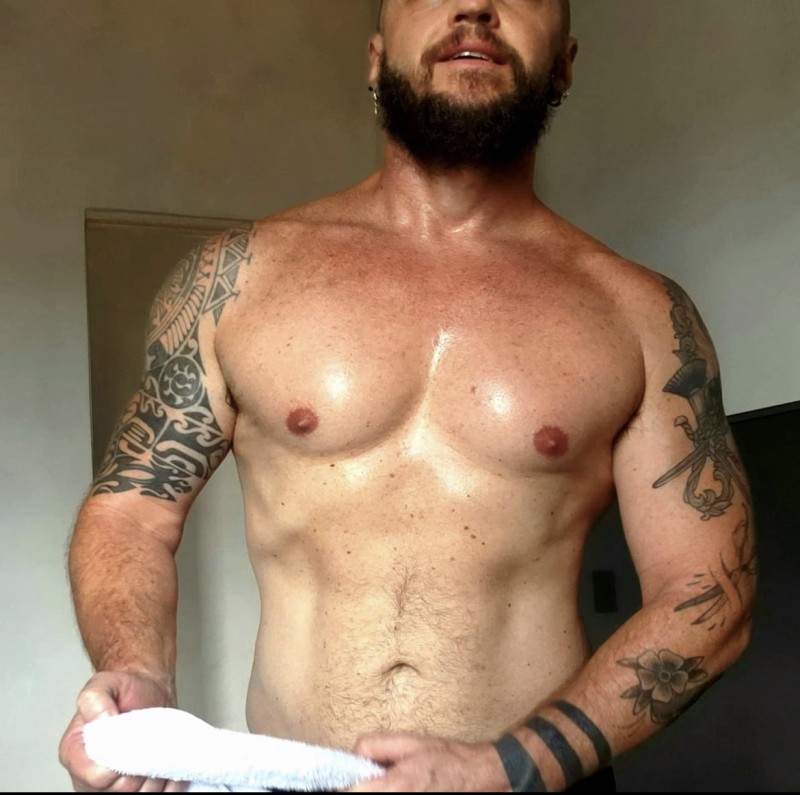 1B8EC31D-A077-4E07-AA16-1EB24C413E1A