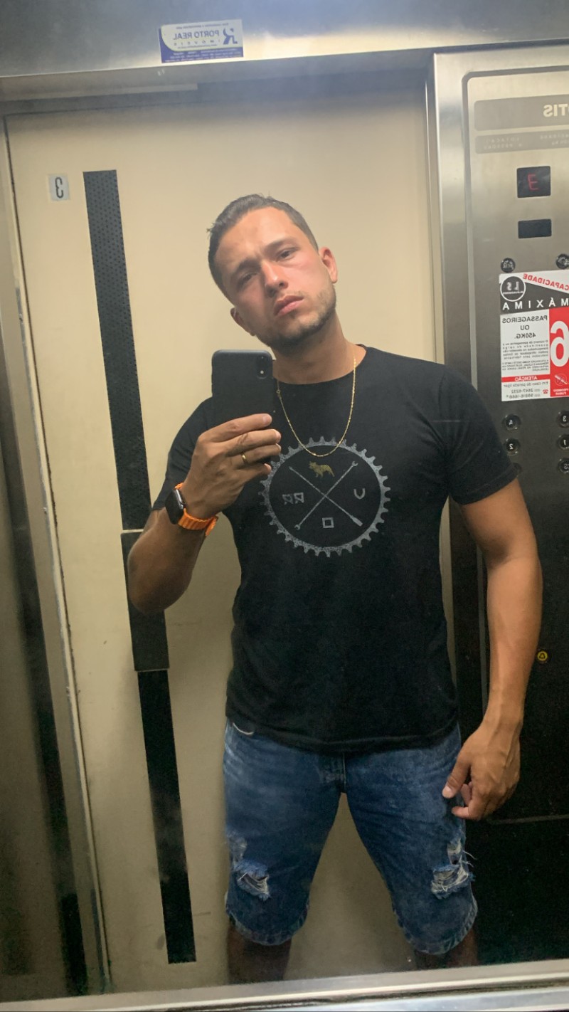 A771FCCD-F693-42F4-8C8B-ABF9982A09AC