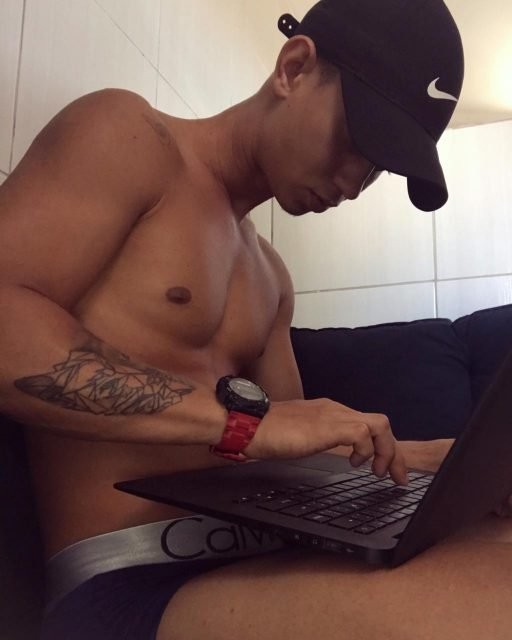 7C17E421-B615-43EB-9125-FF183E17BAA6 7C17E421-B615-43EB-9125-FF183E17BAA6