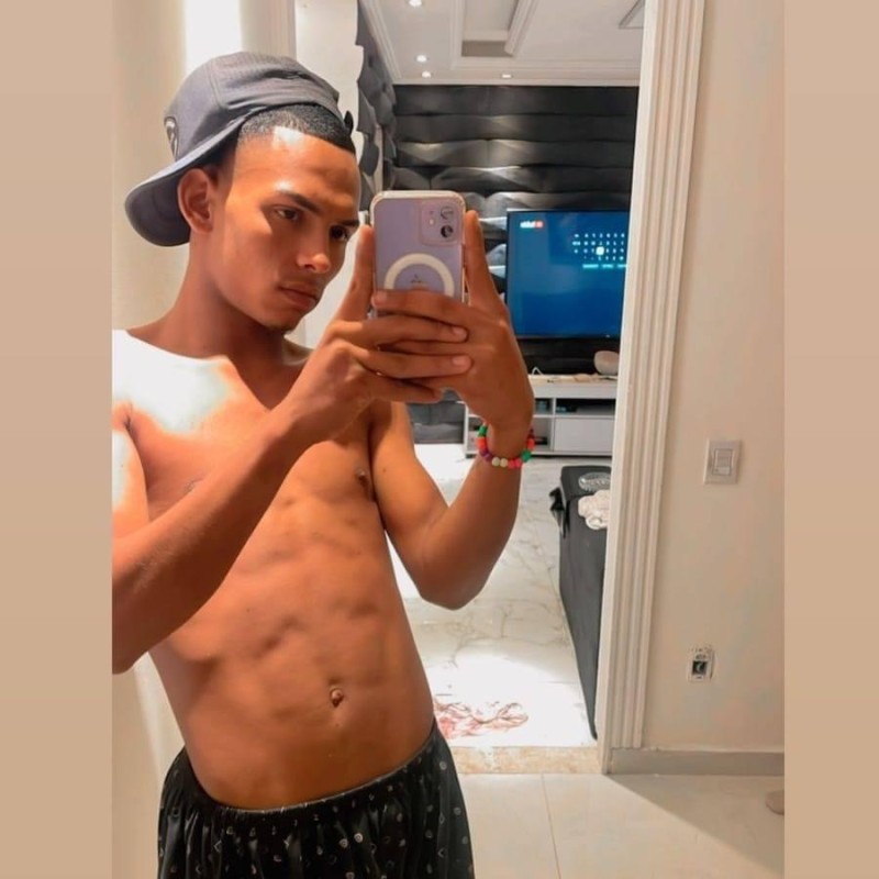 4A88AF9B-1A05-4CF1-9CDD-7DCA089F2442 4A88AF9B-1A05-4CF1-9CDD-7DCA089F2442