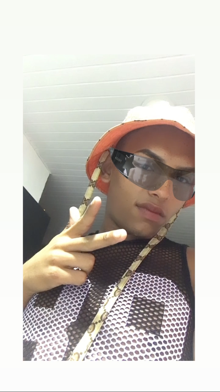 C1EED057-4E86-4783-829C-1FE982F9B1B6 C1EED057-4E86-4783-829C-1FE982F9B1B6