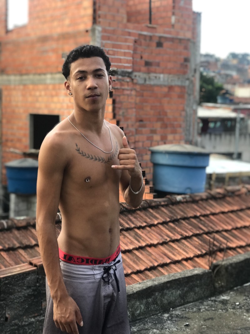 71A633D4-24FD-4404-B985-BE18E8E83C9F