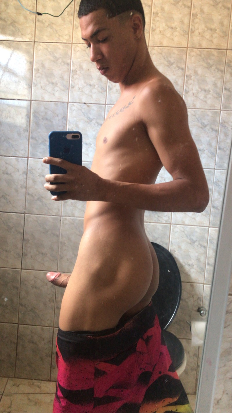 7F691055-5D96-4DA4-B4F3-B927E167EA6D