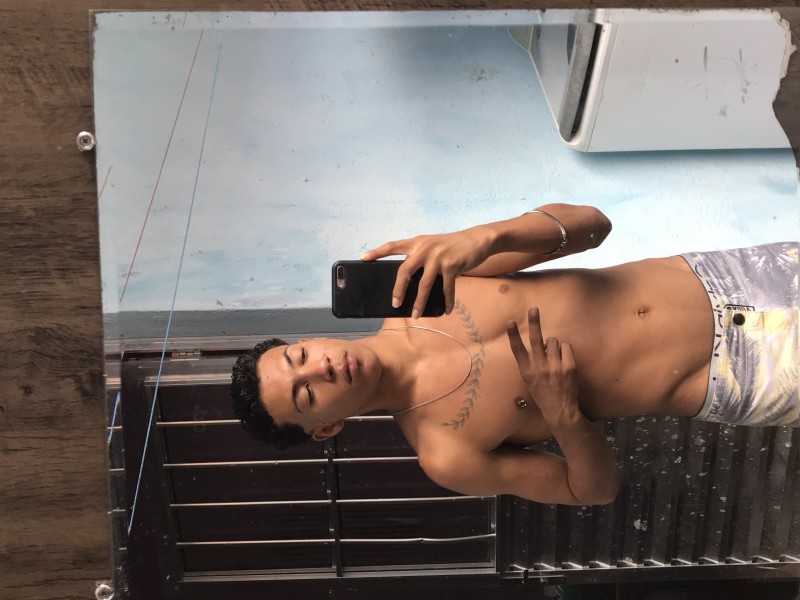 E730DEA3-ED50-4609-AD8D-5CC0CAF519E9